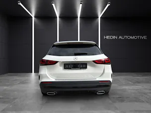 MERCEDES-BENZ GLA 250 AMG Line 4matic