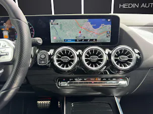 MERCEDES-BENZ GLA 250 AMG Line 4matic