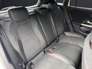 MERCEDES-BENZ GLA 250 AMG Line 4matic