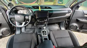 Toyota Hilux Double Cab. Pick-up 2.8 D-4D 4x4 Style
