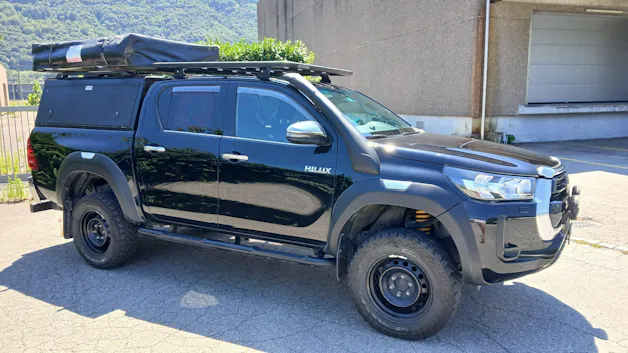 Toyota Hilux Double Cab. Pick-up 2.8 D-4D 4x4 Style