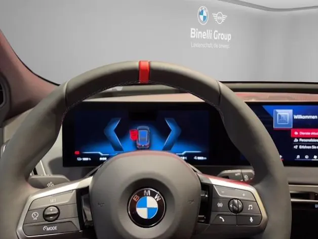 BMW iX M70