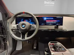 BMW iX M70