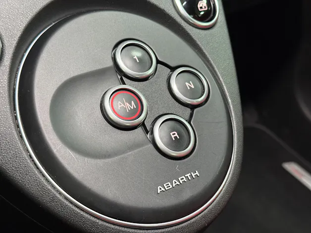 FIAT 595 C Abarth 1.4 T-Jet 180 Competizione
