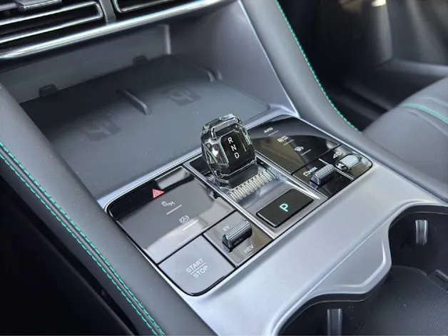 BYD Seal U DM-i Design AWD