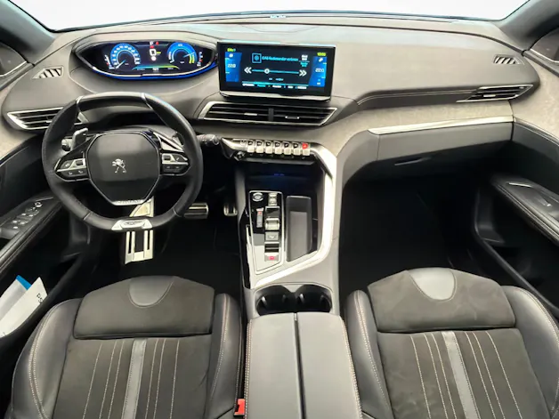 PEUGEOT 3008 1.6 Plug-in Hybrid4 GT
