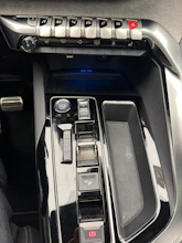 https://vehicle.imgix.net/4448627/5418b28f-194a-4572-bd94-053cfabf5c56.jpg