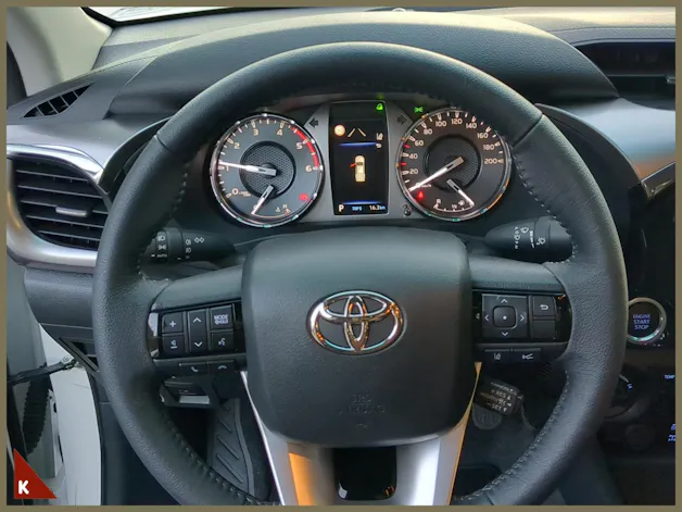 Toyota Hilux Double Cab.-Pick-up 2.8 D-4D MHEV 204 Style