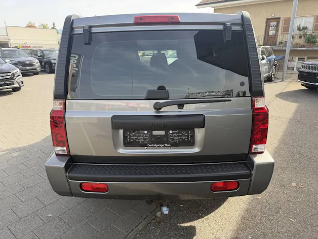 JEEP Commander 4.7 V8