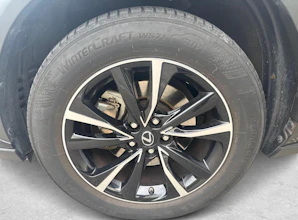 https://vehicle.imgix.net/4448654/13f8dc5d-3b0d-4b7c-a937-5421dd9479ab.jpg
