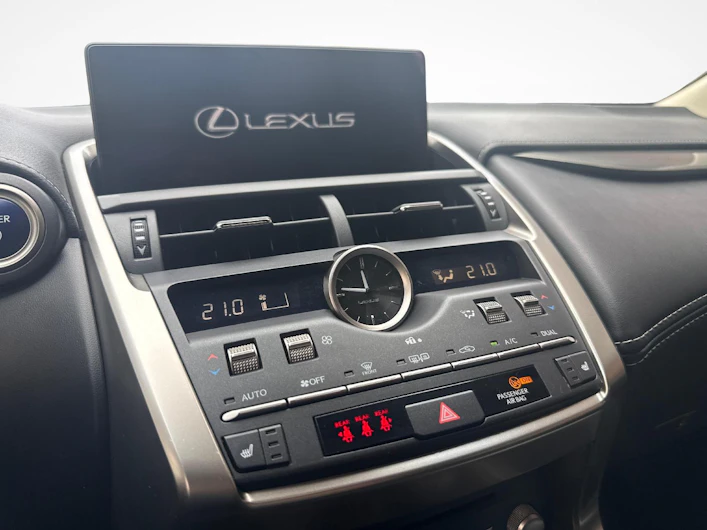 image du véhicule LEXUS NX