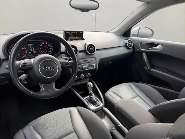 AUDI A1 Sportback 1.0 TFSI S-LINE