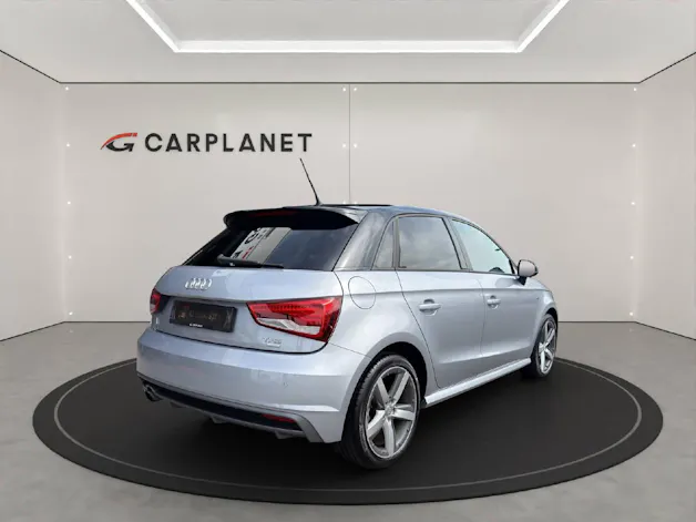 AUDI A1 Sportback 1.0 TFSI S-LINE