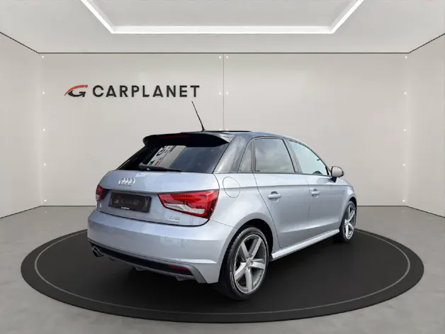 AUDI A1 Sportback 1.0 TFSI S-LINE