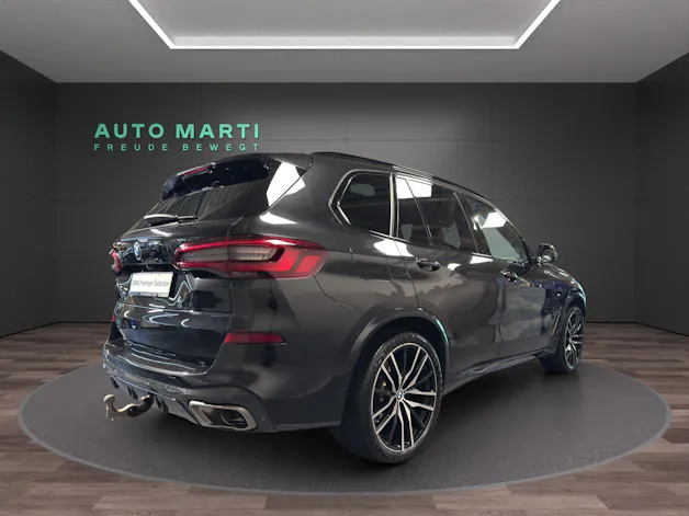 BMW X5 M50i xDrive