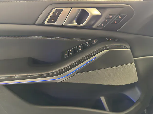 BMW X5 M50i xDrive