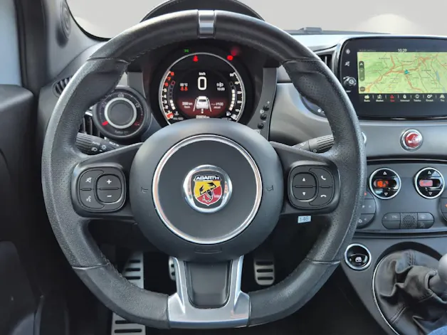 FIAT 595 Abarth 1.4 T-Jet 165