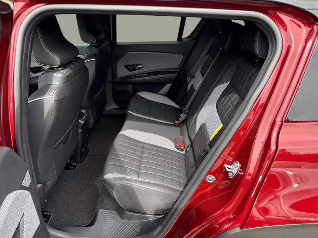 RENAULT R4 E-Tech Comfort Range iconic