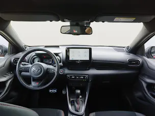 Toyota Yaris 1.5 VVT-i HSD GR Sport