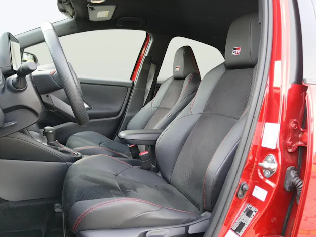 Toyota Yaris 1.5 VVT-i HSD GR Sport