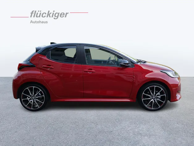 Toyota Yaris 1.5 VVT-i HSD GR Sport