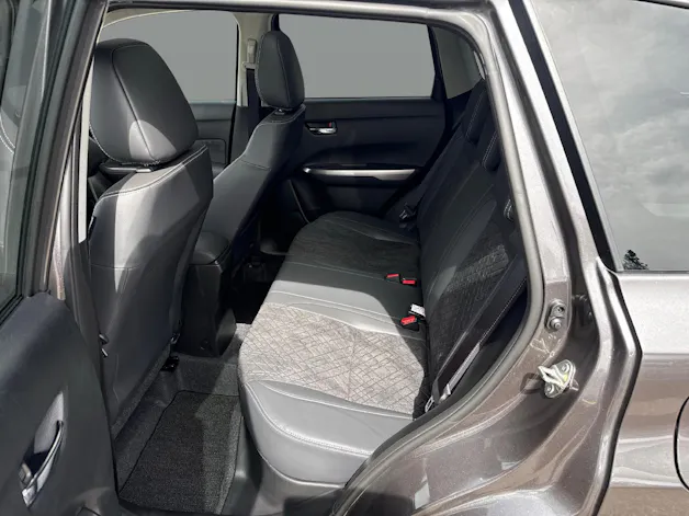 Suzuki Vitara 1.4 T Piz Sulai Top Hybrid 4x4