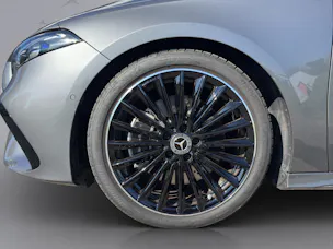 MERCEDES-BENZ A 250 AMG Line 4m
