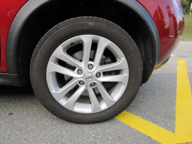 NISSAN Juke 1.6 DIG-T Tekna 4x4