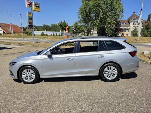 SKODA Octavia Combi 2.0 TDI Ambition 4x4 DSG