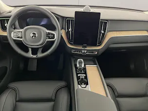 VOLVO XC60 2.0 T8 TE Ultra Dark eAWD