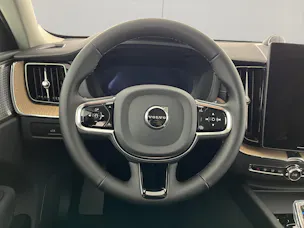 VOLVO XC60 2.0 T8 TE Ultra Dark eAWD