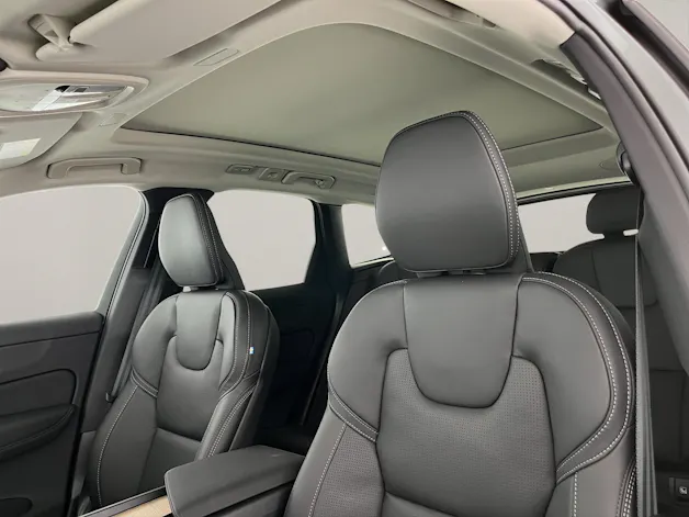 VOLVO XC60 2.0 T8 TE Ultra Dark eAWD