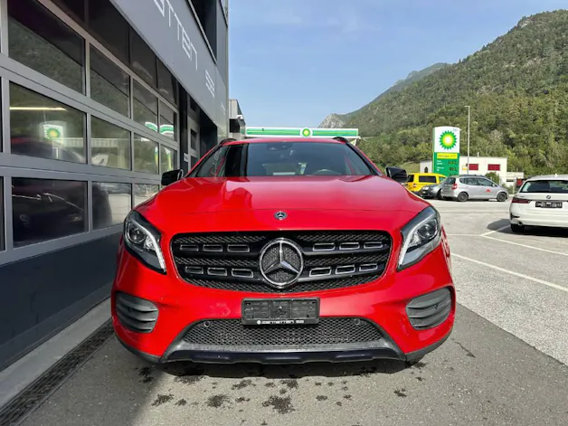 MERCEDES-BENZ GLA 200 d AMG Line 4m - CH