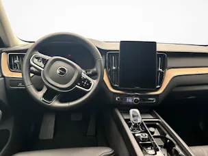VOLVO XC60 2.0 T6 TE Plus Dark eAWD
