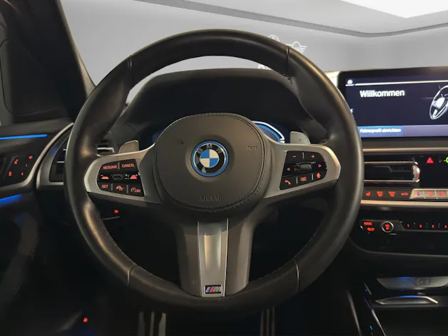 BMW X3 30e xDrive SAG