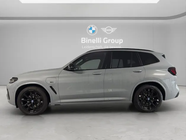 BMW X3 30e xDrive SAG