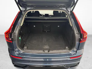 VOLVO XC60 2.0 B5 MH Plus Dark AWD
