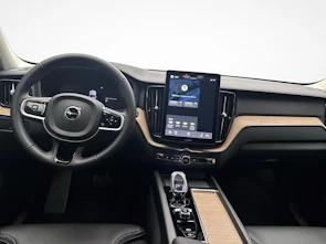 image du véhicule VOLVO XC60 2.0 T6 TE Plus Dark eAWD