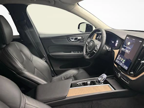 image du véhicule VOLVO XC60 2.0 T6 TE Plus Dark eAWD