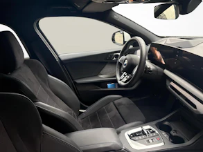 https://vehicle.imgix.net/4448944/4e198c5e-8fb1-4b21-b0da-e60f7efde9c2.jpg