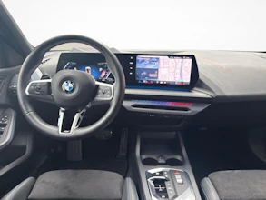 https://vehicle.imgix.net/4448944/8d0e0d96-1cfa-49d5-a7cb-b46ea1101785.jpg