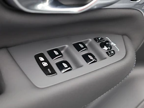 https://vehicle.imgix.net/4448962/20e4c410-e5ce-4531-a615-c8f2fd42b19c.jpg
