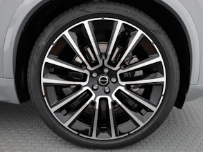 https://vehicle.imgix.net/4448962/bbbc3016-2fec-4611-a73c-e4cb91338cc5.jpg