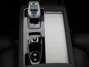 VOLVO XC90 2.0 T8 TE Black Edition eAWD