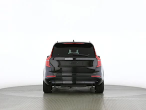 https://vehicle.imgix.net/4448968/e72557a3-7042-4e05-bca5-36658dfef96a.jpg