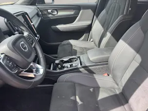 VOLVO XC40 2.0 B4 MH Plus Dark AWD