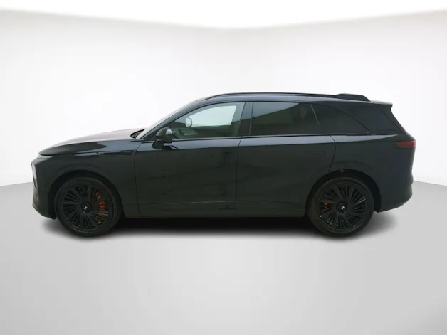 XPENG G9 Performance Black Edition AWD