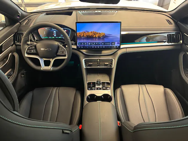 BYD Seal U DM-i Design AWD