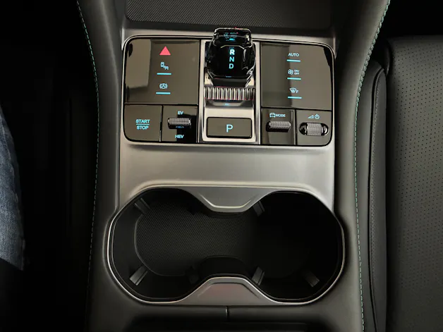 BYD Seal U DM-i Design AWD
