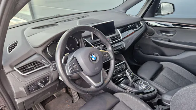 BMW 218d xDrive Active Tourer Steptronic Sport Line
